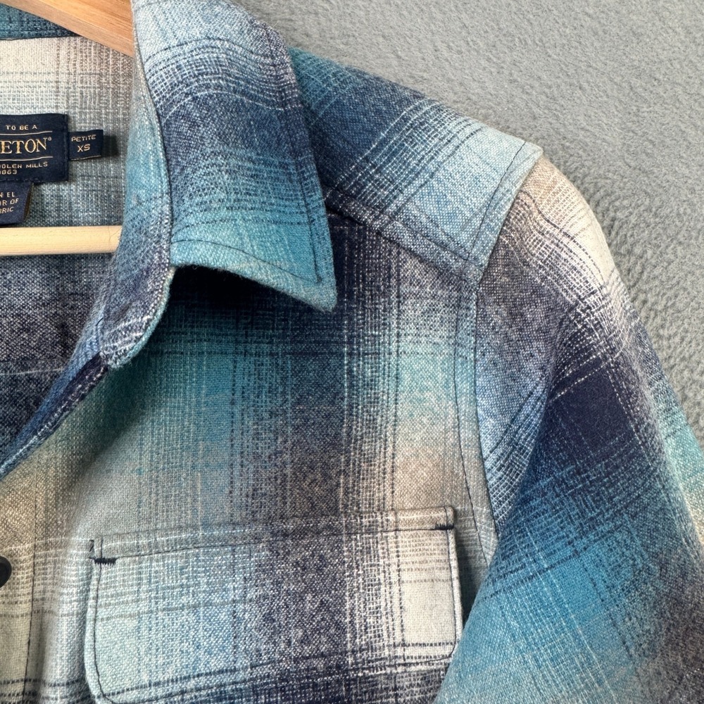 Pendleton Petite Size XS Blue Teal Ombre Plaid 100% Virgin Wool Board Shirt - Picture 4 of 8